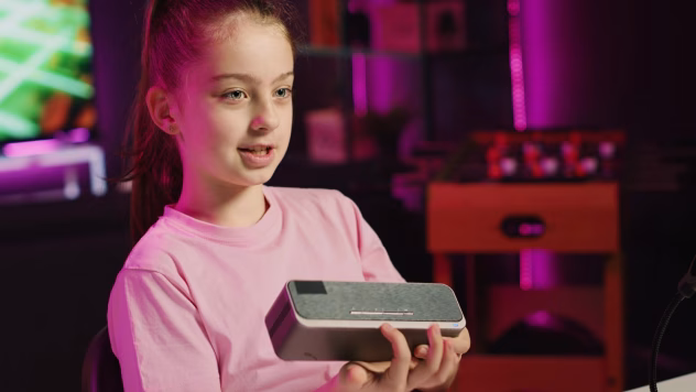 Kõlar ühendatud seadmetega