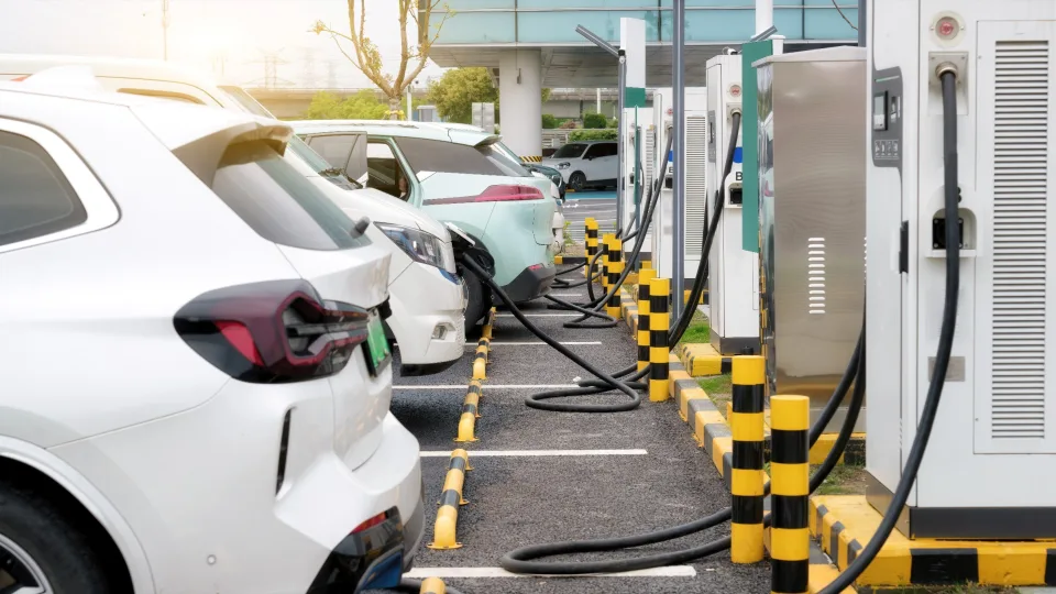E-autode buum: hinnad kukuvad, säästud rekordilised