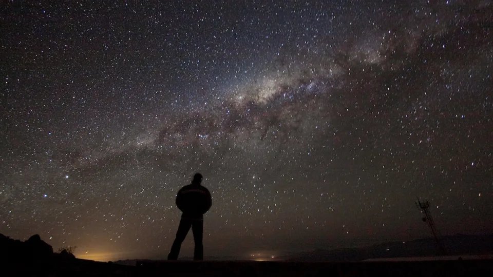 Meie planeet kihutab Universumis, teooriad varisevad kokku