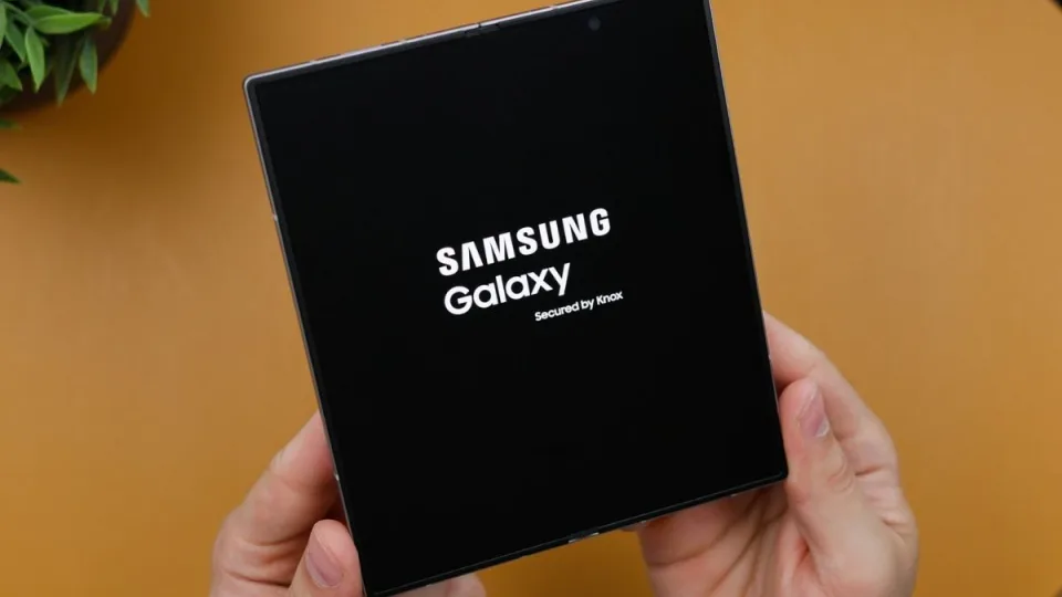 Šis „Samsung“ telefonas naaseb? Lekkinfo paljastas!