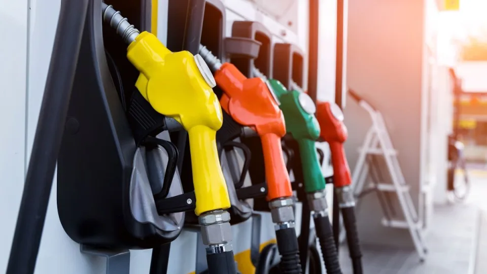 Üks lihtne harjumus hoiab su diiselautol tuhanded eurod kokku