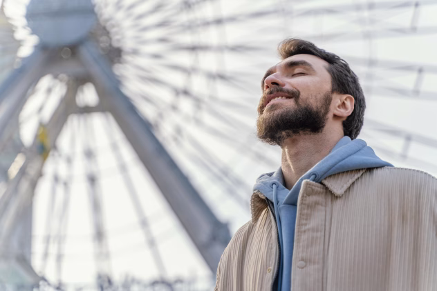 Kaks inimest vestlemas