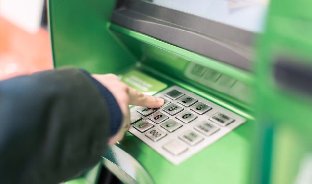 Pangaautomaadi kadumine linnapildist