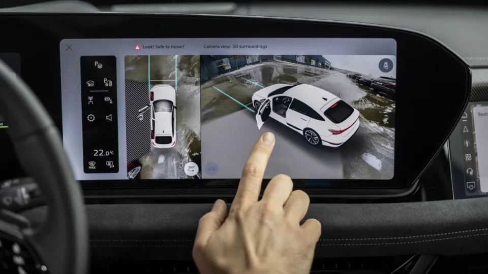 Uued Audi mudelid: libisemine kontrolli all, parkimine telefoniga