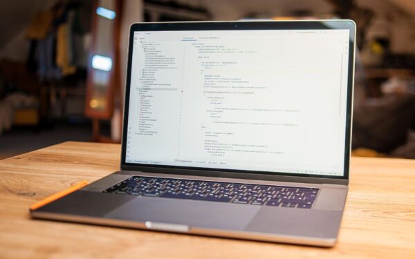 Linux ei ole vaid ainult nohikutele: mida tavaline arvutikasutaja 2026. aastal päriselt võidab