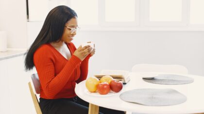 Päev, mis ei lagune tükkideks: argised harjumused, mis aitavad õhtuni rahulikumalt välja kanda