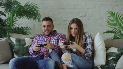 PlayStationi ja Xboxi põlvkondade segadus lahti seletatud: mida tänane mängukonsooliostja päriselt teadma peab